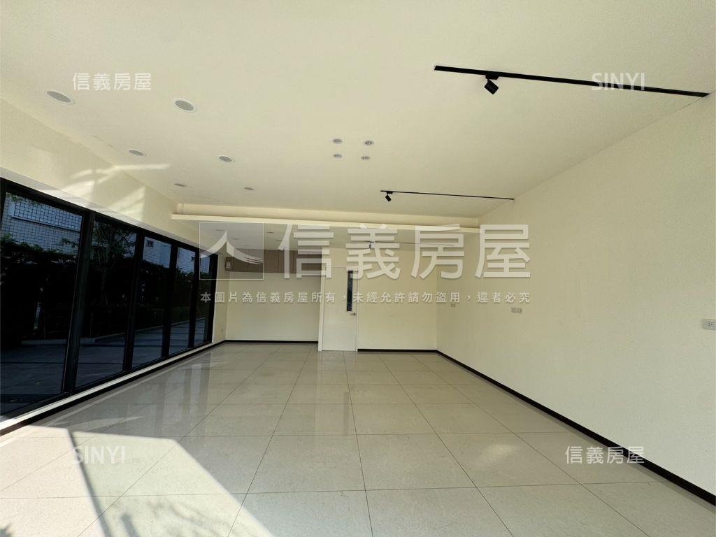 近國光路邊間店面房屋室內格局與周邊環境
