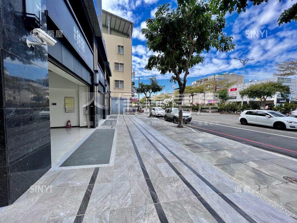 近國光路邊間店面房屋室內格局與周邊環境