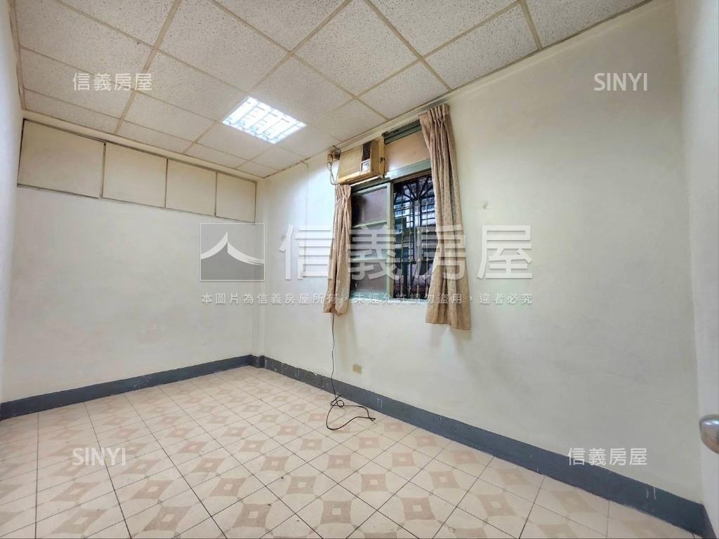 ★仁興面寬採光二樓★房屋室內格局與周邊環境