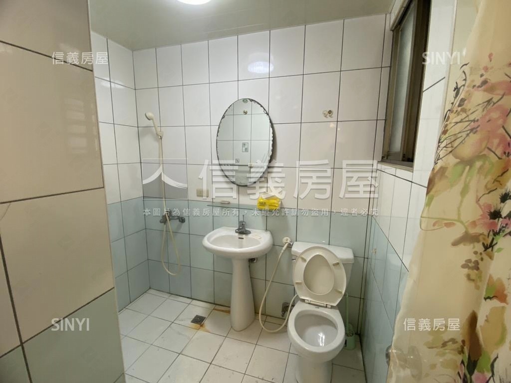 三民路大空間房屋室內格局與周邊環境