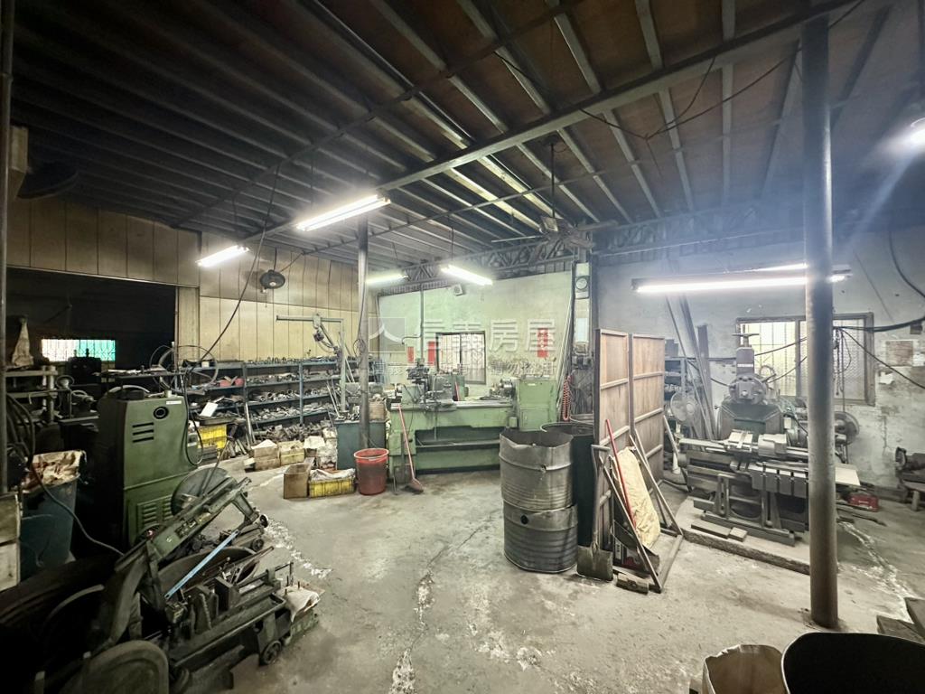 和順工業區方正面寬廠房房屋室內格局與周邊環境