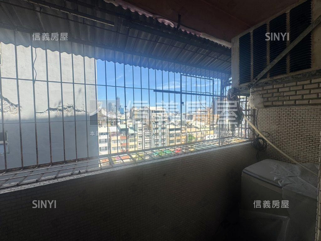 駁二．小資．套房房屋室內格局與周邊環境