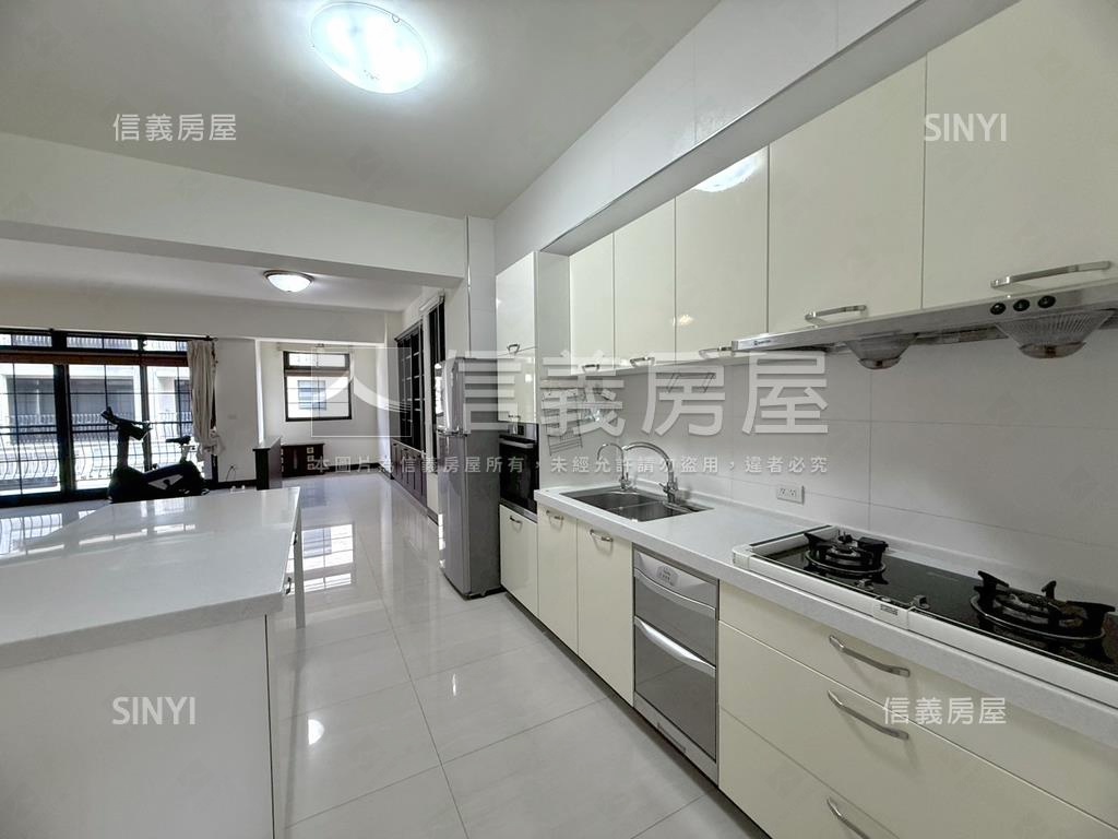 南科ＬＭ夢巴里３質感透天房屋室內格局與周邊環境