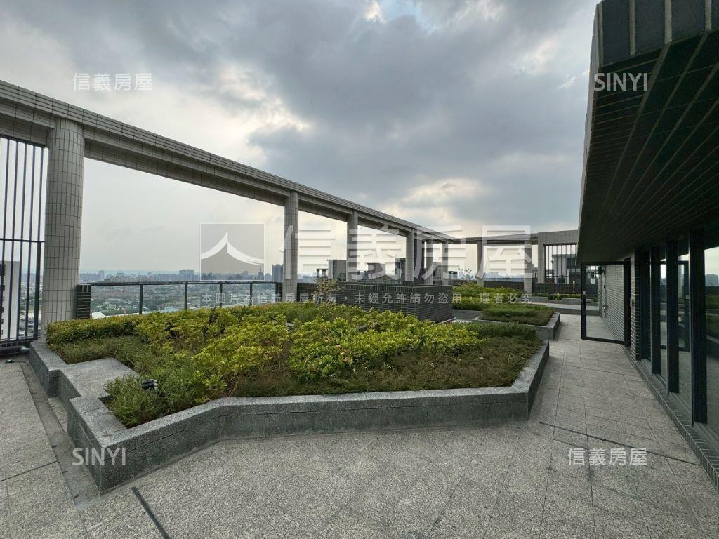 春福興波先看這間兩房兩衛房屋室內格局與周邊環境