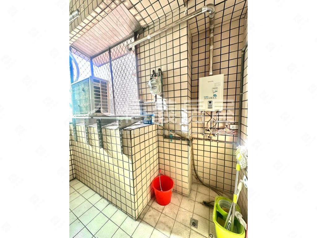 永寧捷運站高樓景觀三房房屋室內格局與周邊環境