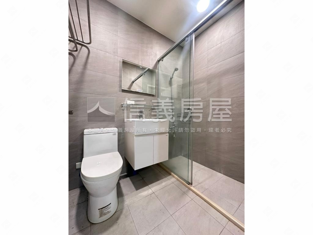 永寧捷運站高樓景觀房屋室內格局與周邊環境