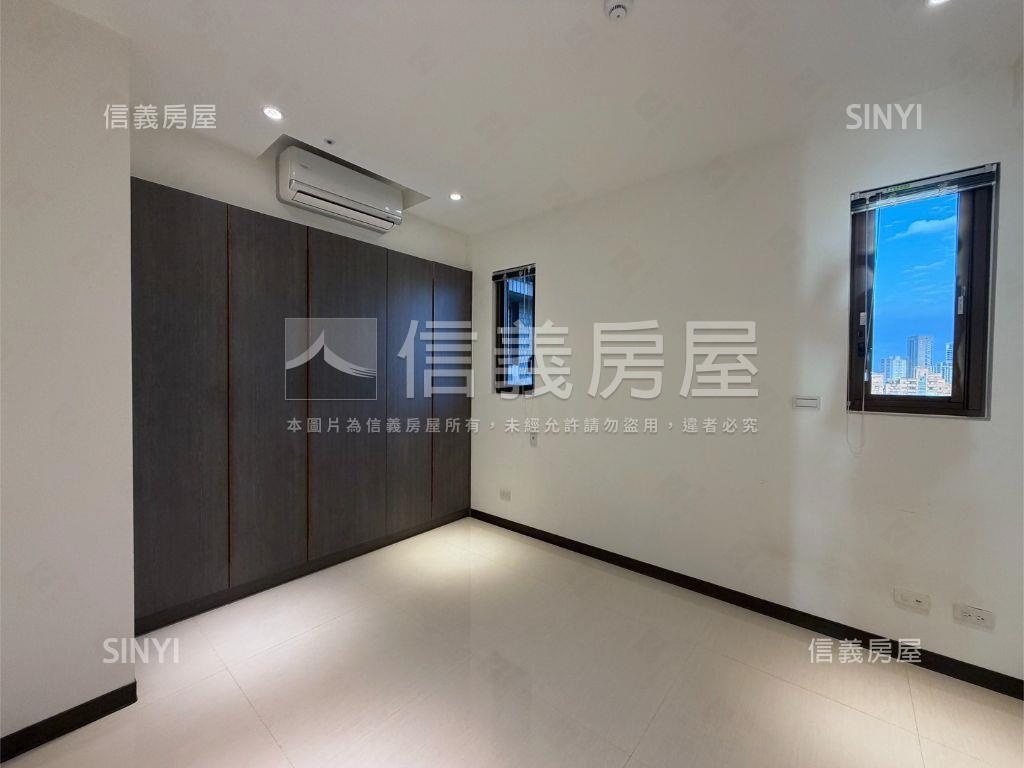 公園上品精裝三房車位房屋室內格局與周邊環境