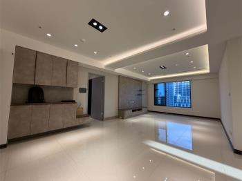 公園上品精裝三房車位