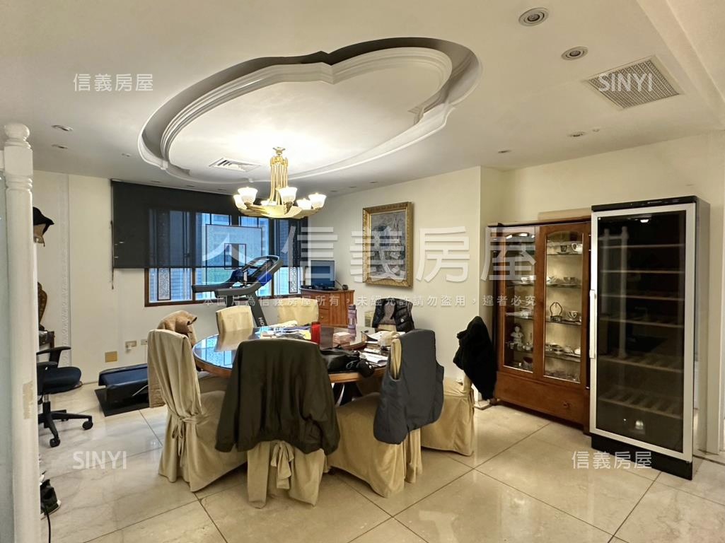 寶璽公園爵邸大坪數平車房屋室內格局與周邊環境