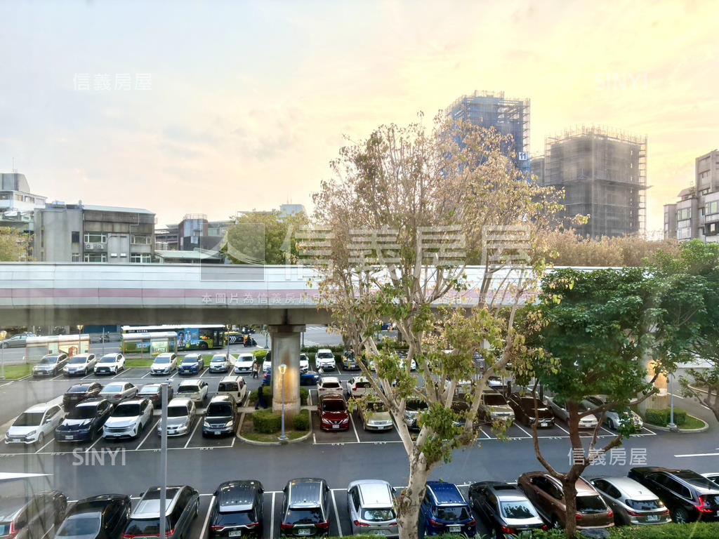 芝山電梯３房坡平車房屋室內格局與周邊環境