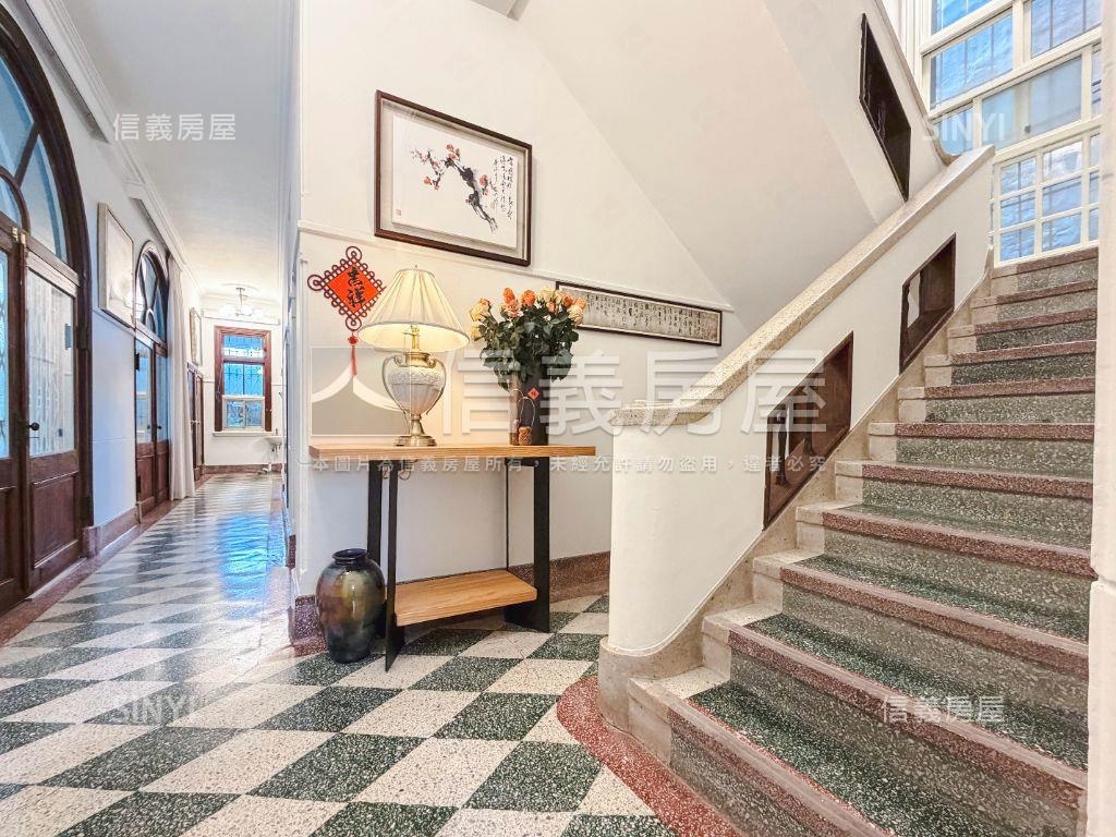 七十年－風華重現歲月沉澱房屋室內格局與周邊環境