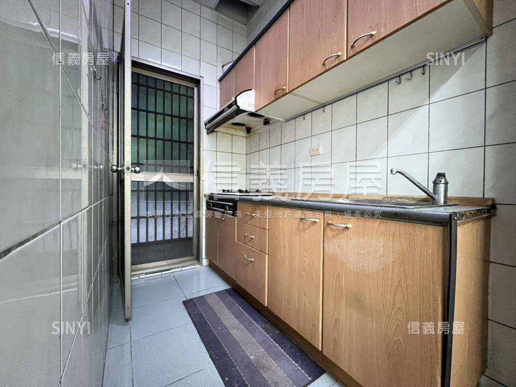 艾菲爾美三房房屋室內格局與周邊環境