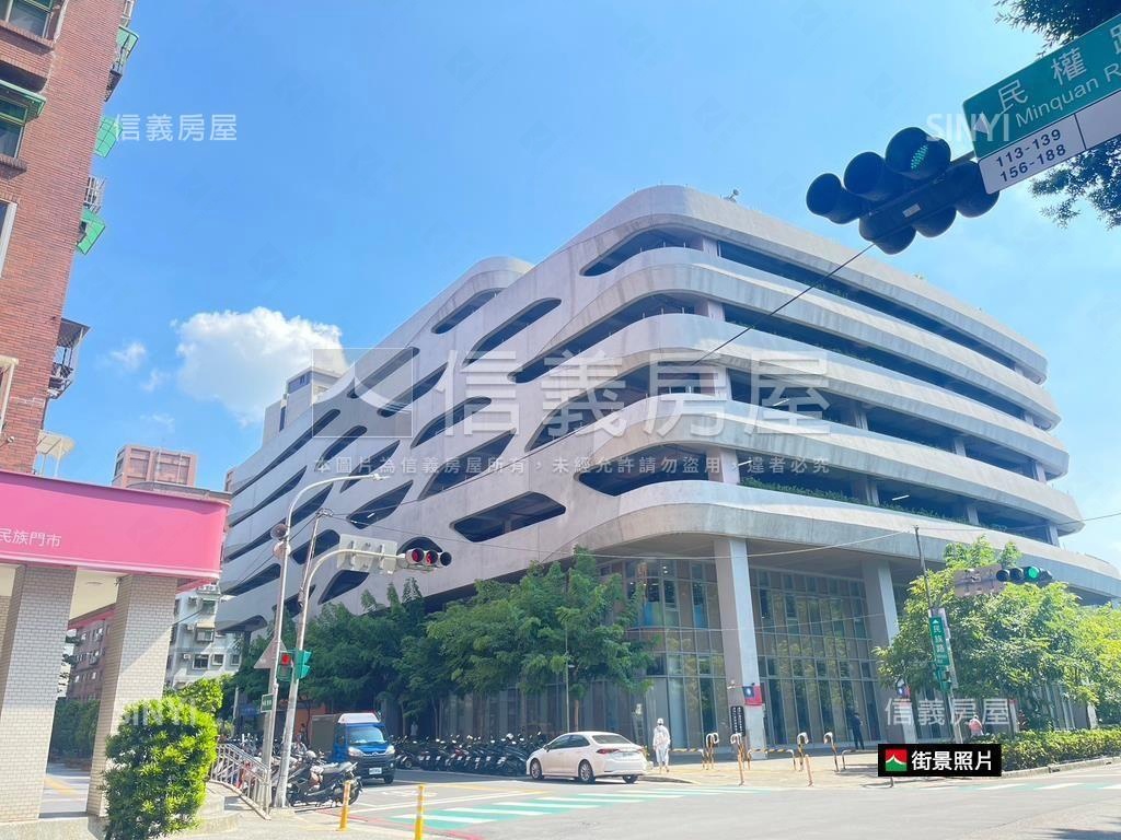 三多利方正四房房屋室內格局與周邊環境