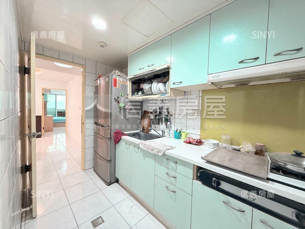 三多立‧光映詩築房屋室內格局與周邊環境