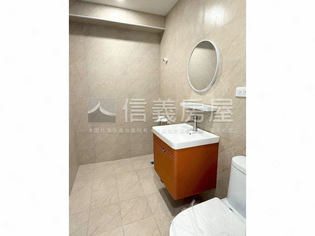 新市國宅有裝潢四房平車房屋室內格局與周邊環境