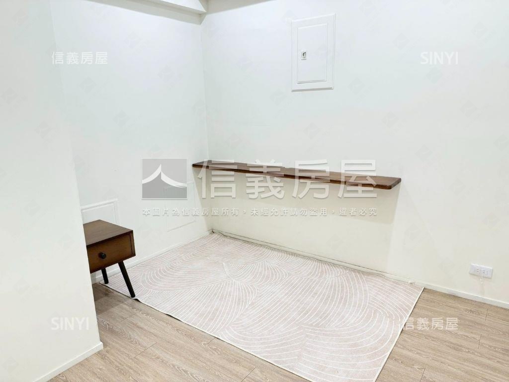 新市國宅有裝潢四房平車房屋室內格局與周邊環境