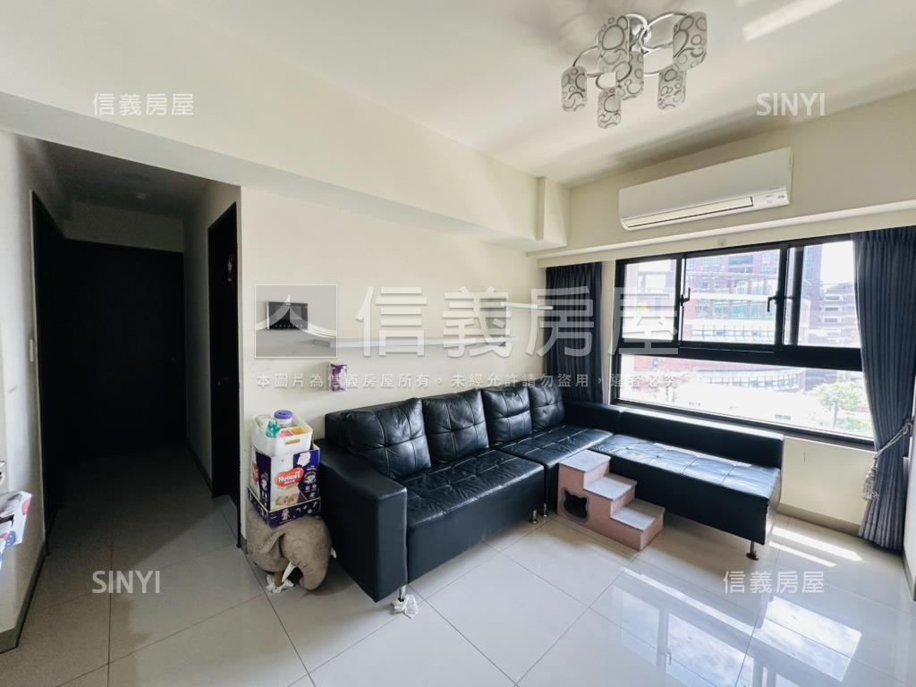 河堤城揚輕屋齡三房車位房屋室內格局與周邊環境