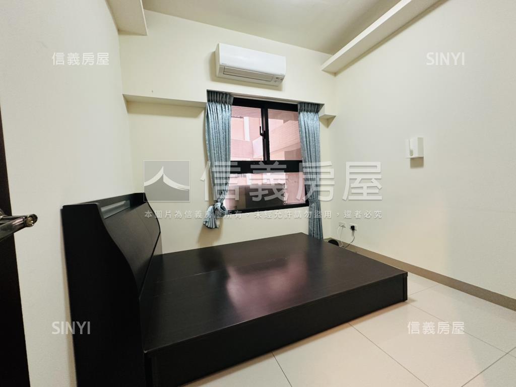 河堤城揚輕屋齡三房車位房屋室內格局與周邊環境