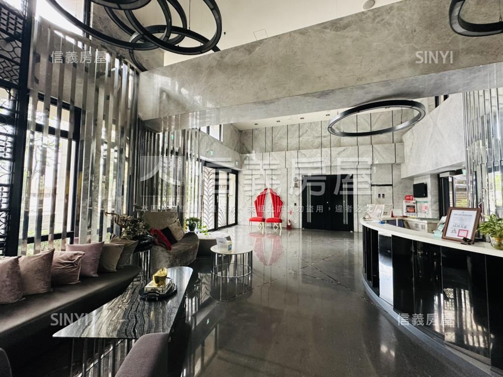 河堤城揚輕屋齡三房車位房屋室內格局與周邊環境