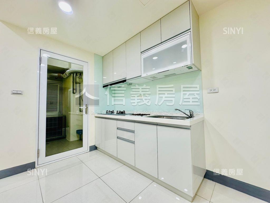 童話世紀精美裝潢房屋室內格局與周邊環境