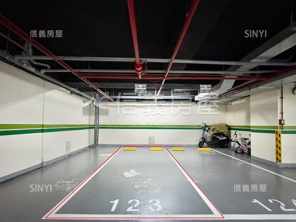 湖美麗第一手未住四房平車房屋室內格局與周邊環境