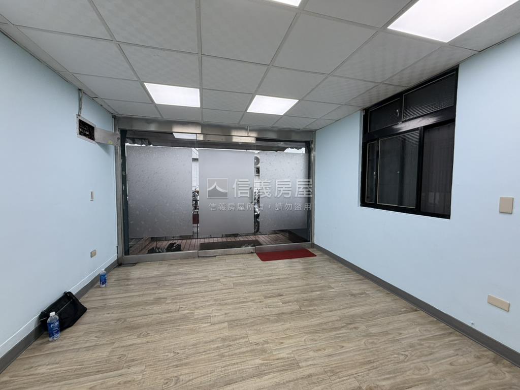 塭仔圳棒球場巷口一樓房屋室內格局與周邊環境