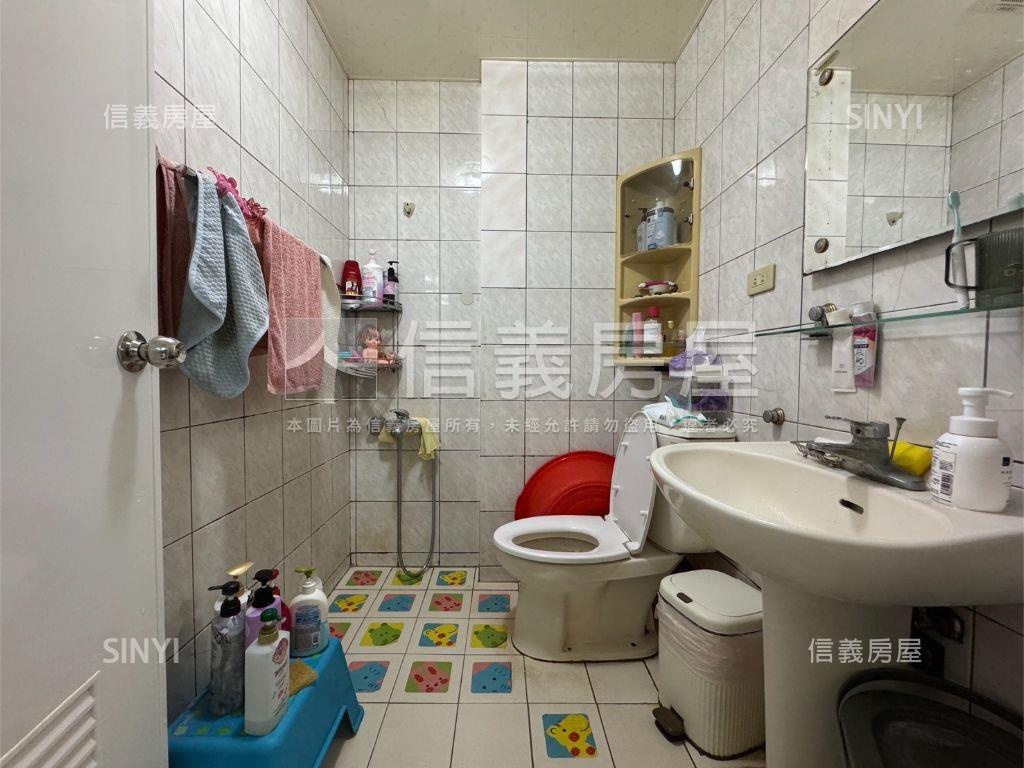 大湳★阿拉丁三房庭院戶房屋室內格局與周邊環境