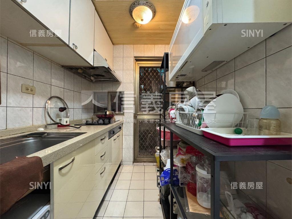 大湳★阿拉丁三房庭院戶房屋室內格局與周邊環境