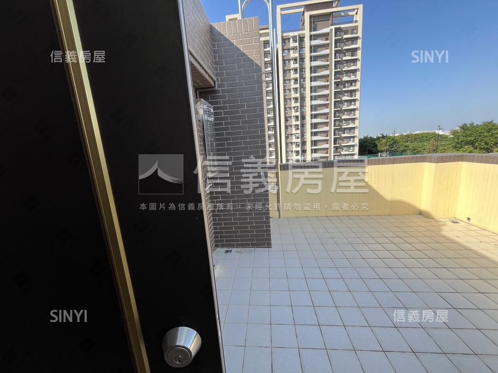 公園旁大面寬邊間豪墅房屋室內格局與周邊環境