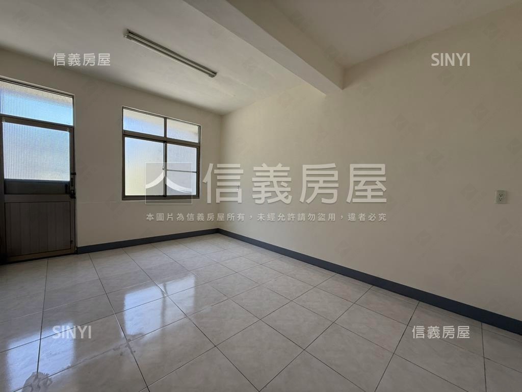 自強夜市旁正路金透店房屋室內格局與周邊環境