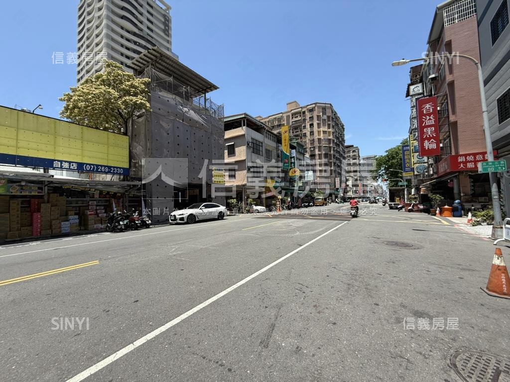 自強夜市旁正路金透店房屋室內格局與周邊環境