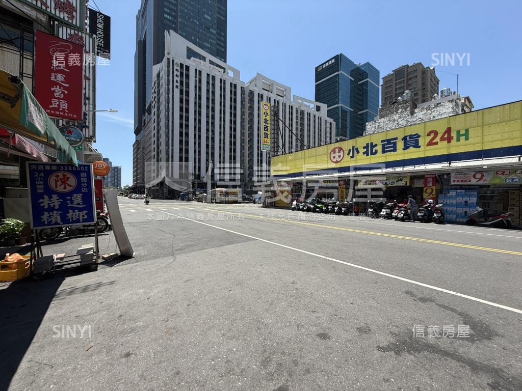 自強夜市旁正路金透店房屋室內格局與周邊環境