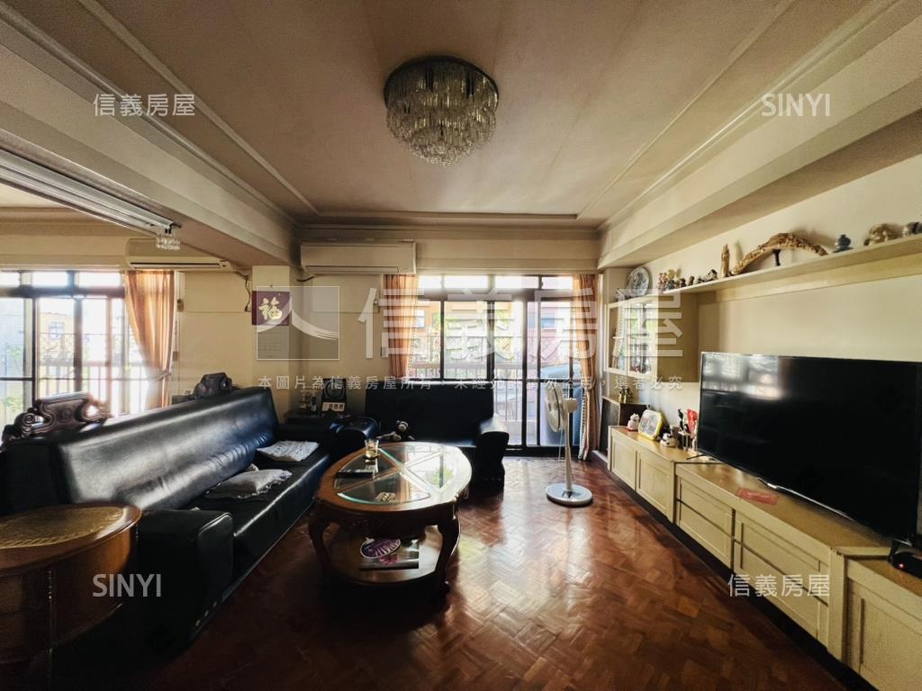 新！運動公園管理電梯Ａ房屋室內格局與周邊環境