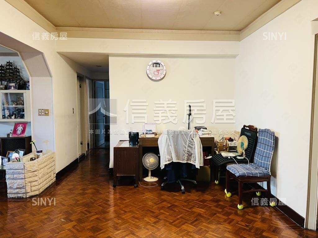 新！運動公園管理電梯Ａ房屋室內格局與周邊環境