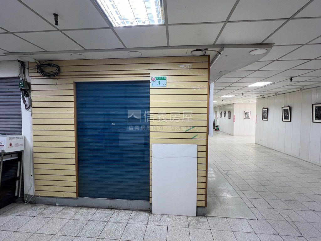 天母西路收租金店面房屋室內格局與周邊環境
