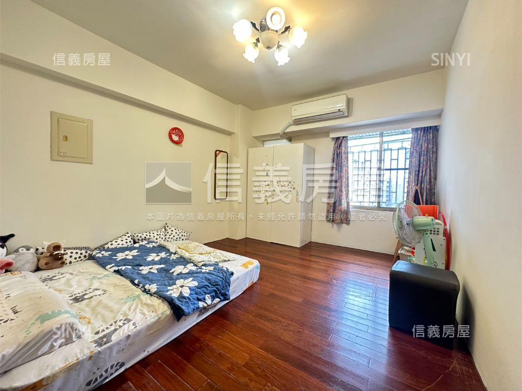 南區三房車位高樓視野房屋室內格局與周邊環境