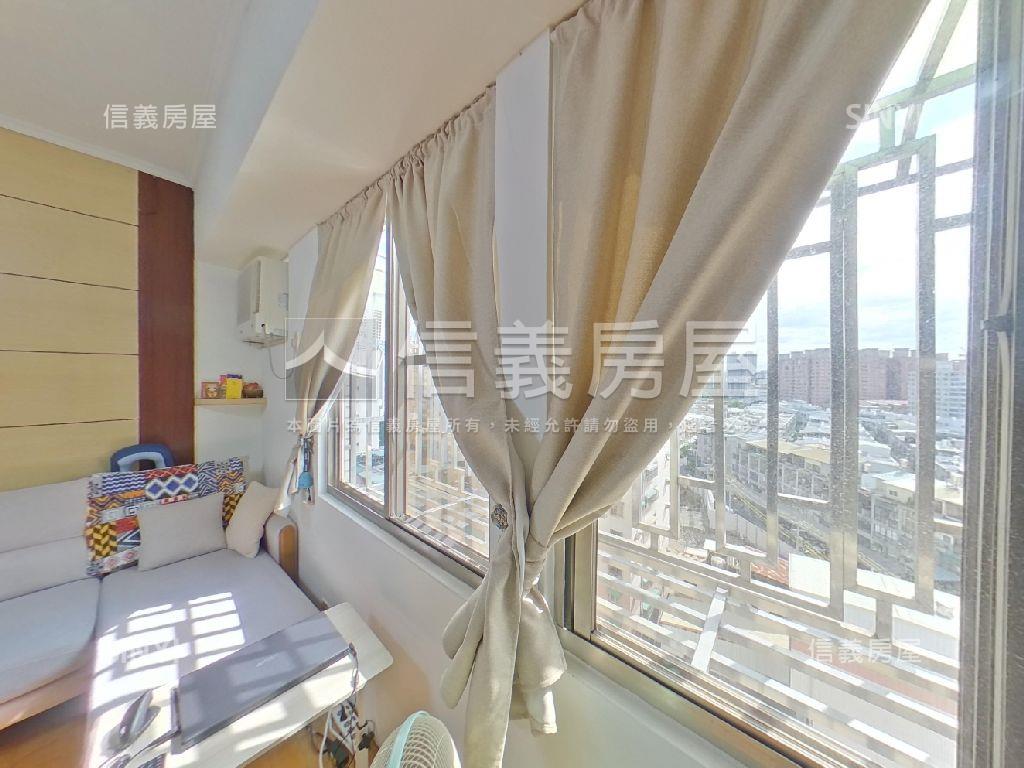 南區三房車位高樓視野房屋室內格局與周邊環境