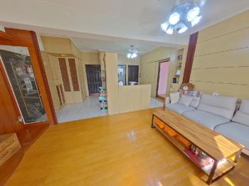 南區三房車位高樓視野