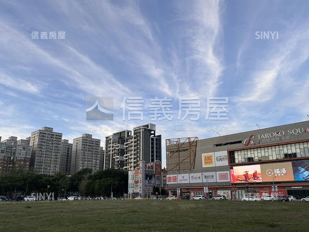 鴻柏鴻萃Ｃ格局六六大順利房屋室內格局與周邊環境