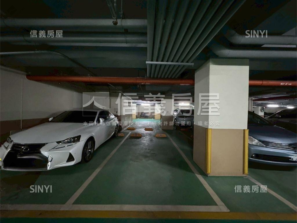 專任國美之星☆☆☆房屋室內格局與周邊環境