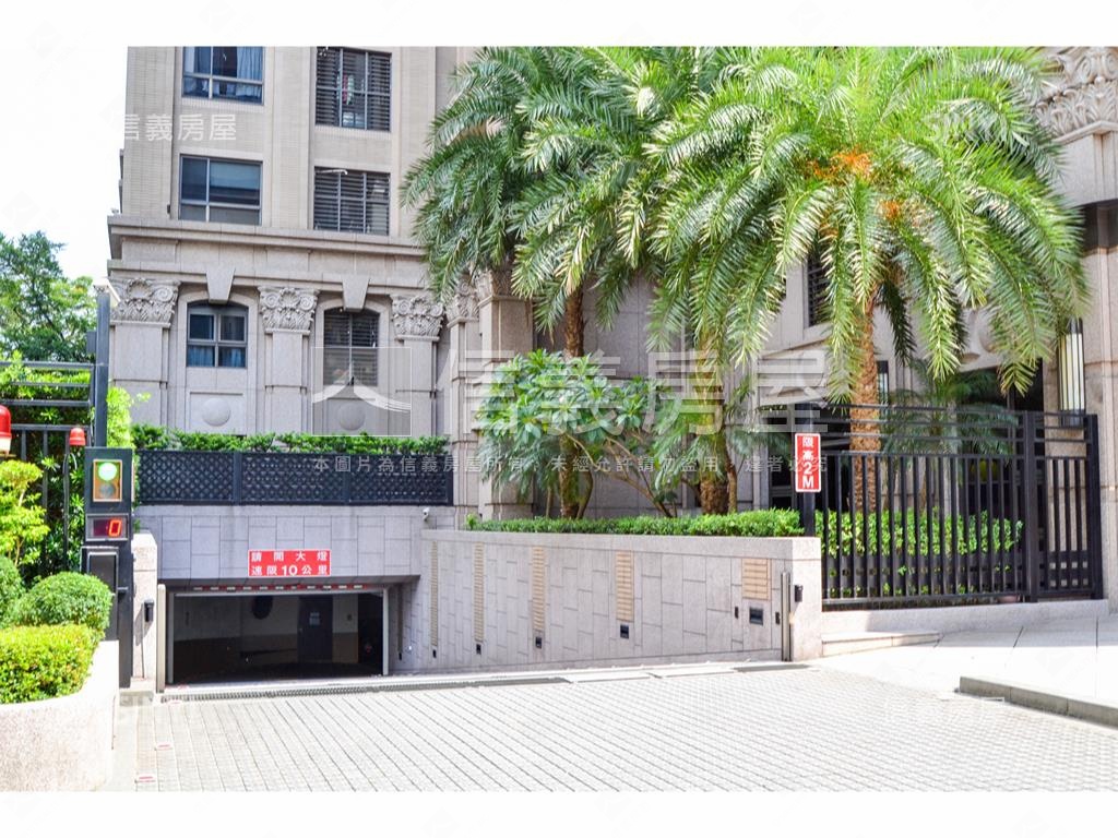 專任國美之星☆☆☆房屋室內格局與周邊環境