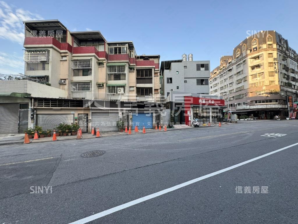 黃興正路朝南邊間透天房屋室內格局與周邊環境