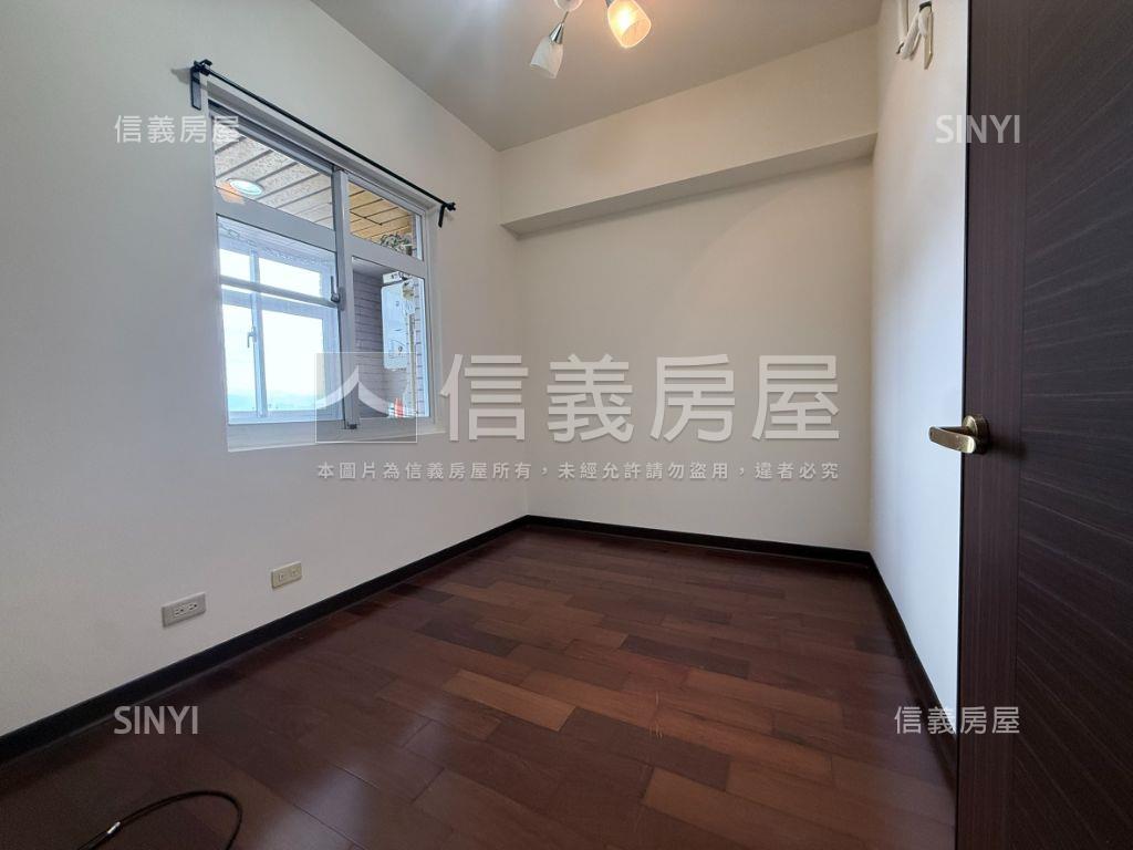 東方之星優質三房車位房屋室內格局與周邊環境