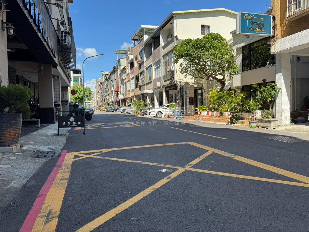 近新堀江百坪美宅房屋室內格局與周邊環境