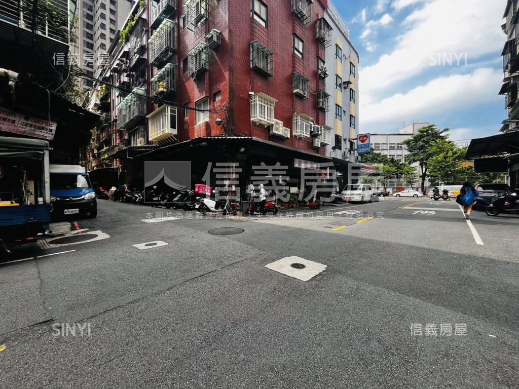 低總價。小資邊間美寓房屋室內格局與周邊環境