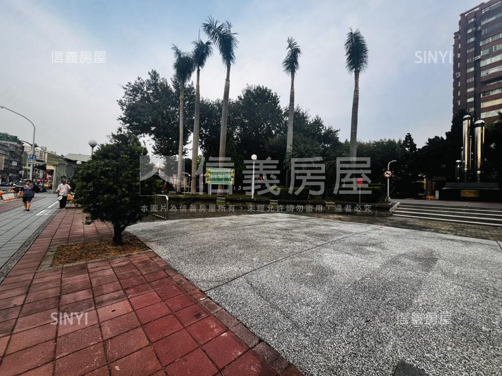 低總價。小資邊間美寓房屋室內格局與周邊環境