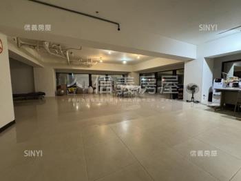 園區街傳世經典店面