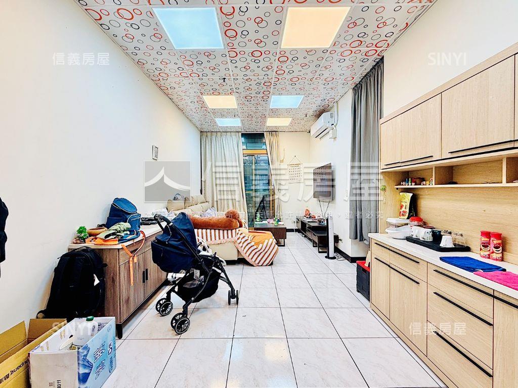 近捷運首選電梯房屋室內格局與周邊環境