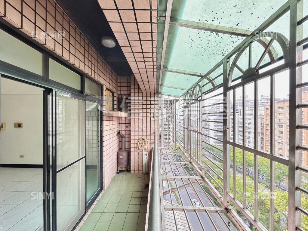 天莊景觀高樓層三房房屋室內格局與周邊環境