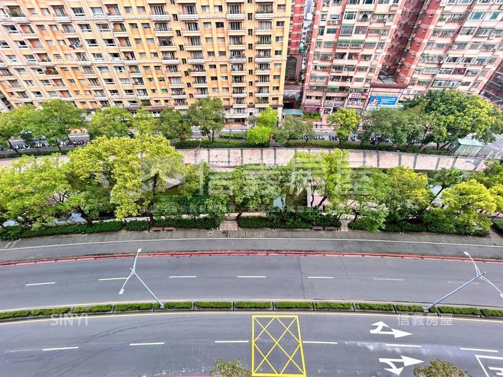 天莊景觀高樓層三房房屋室內格局與周邊環境
